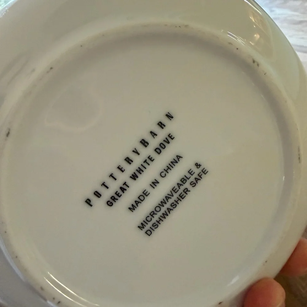 Pottery Barn Great White Dove Serving Dish with Cover Set of 2 Rare